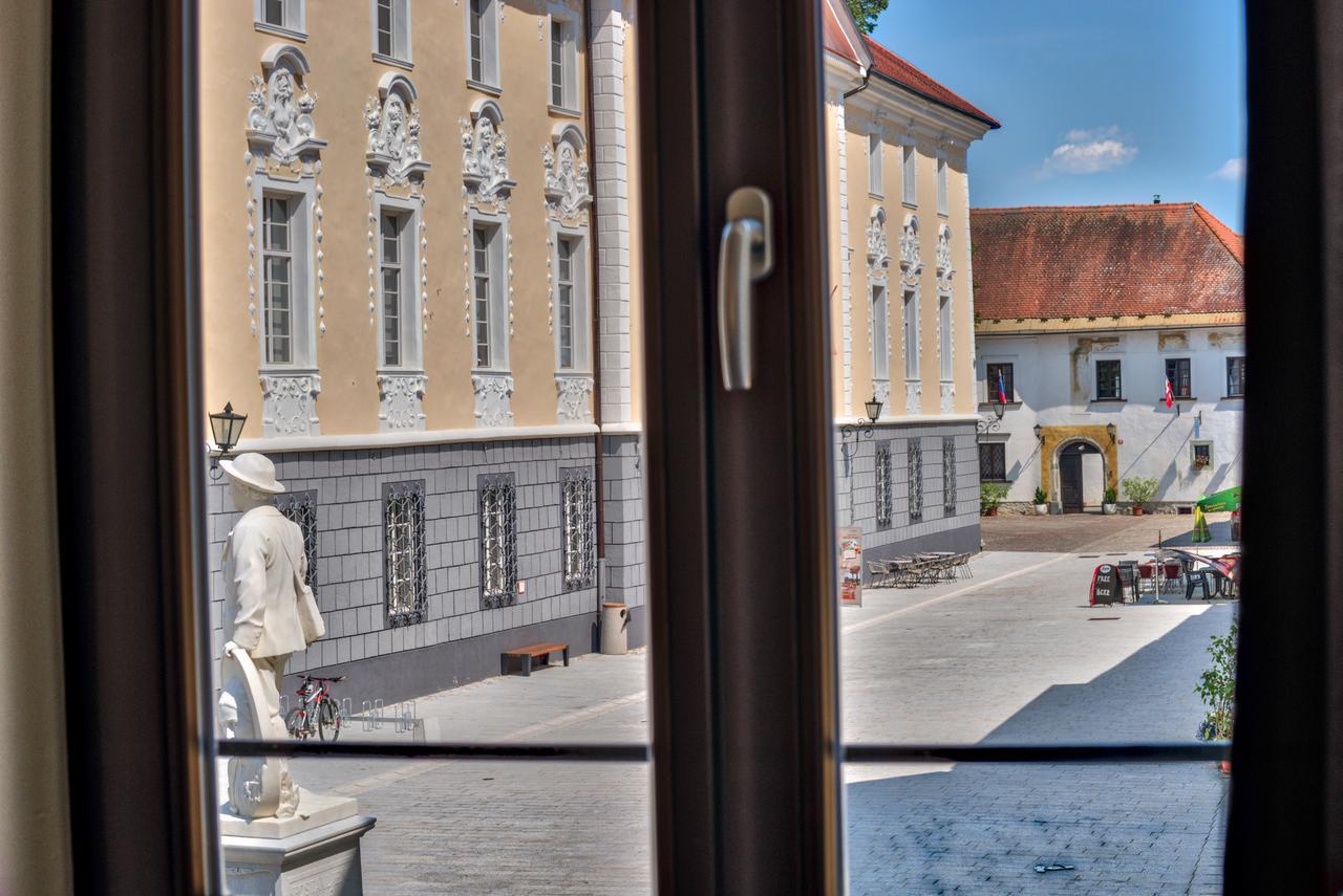 Hisa Linhart, Hotel & Restaurant Radovljica Exterior photo